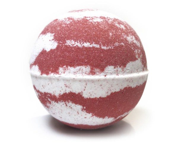 Nikki Stikki Botanicals – CBD Bath Bomb – Christmas Spirit Bomb (red/green) – 300mg CBD | CannaCured Canada