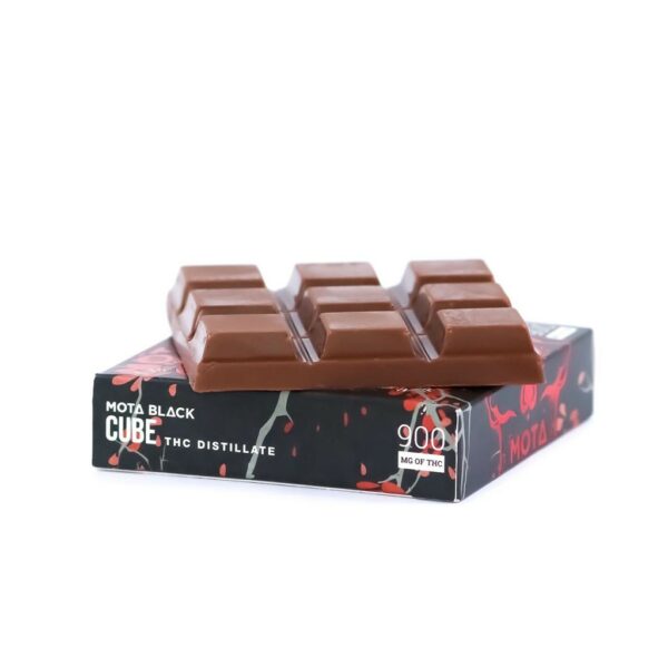 MOTA Edibles – Black Chocolate Cherry Cube – 900mg THC | CannaCured Canada
