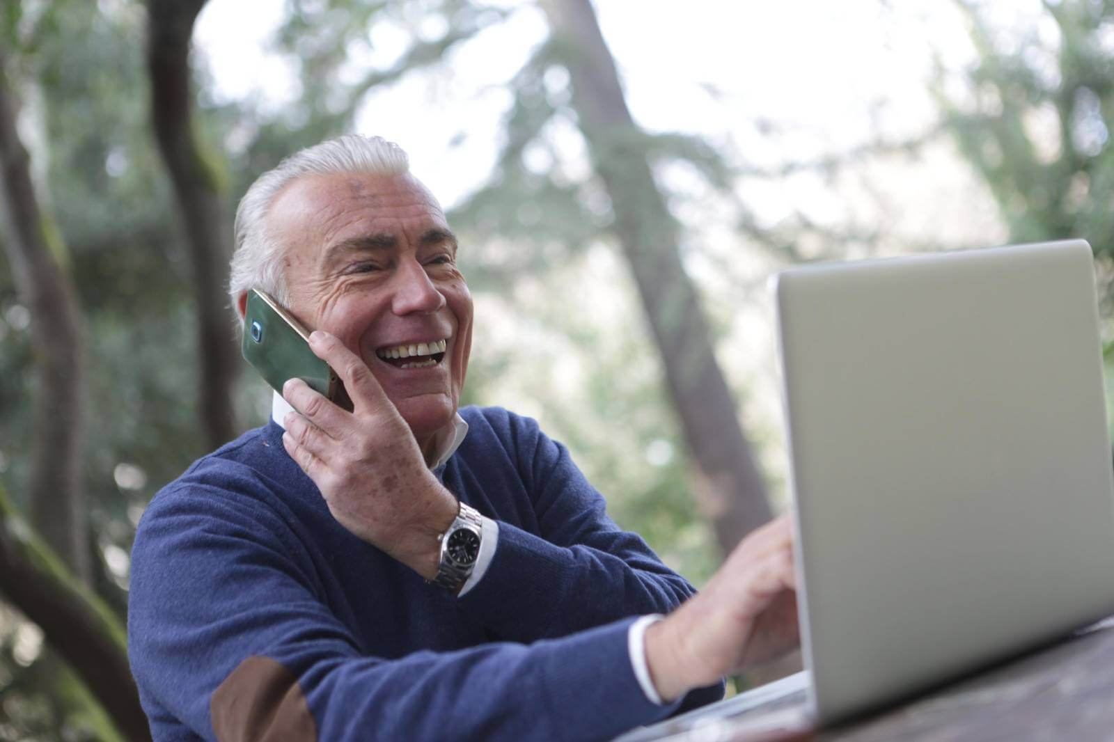 Senior Can Now Buy Edibles Online Canada | CannaCured Canada